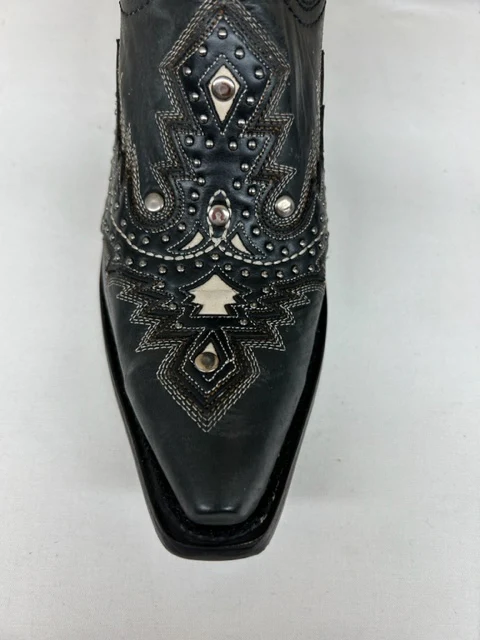 Corral - C3847 Black Overlay with Studs - Image 3